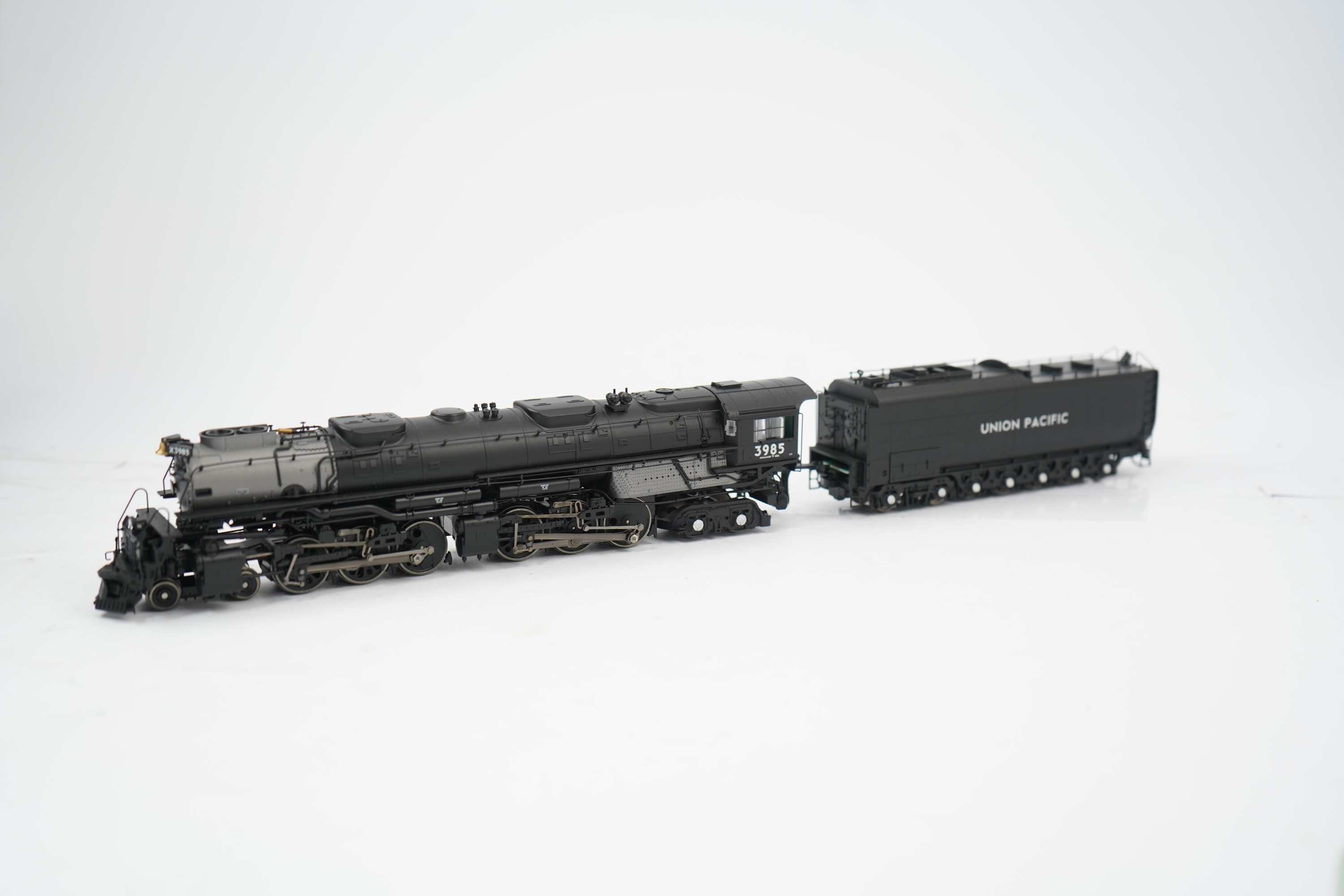 A boxed HO gauge Genesis (G9122) model of Union Pacific Challenger, 3985, 4-6-6-4 tender locomotive, powered for two rail operation.